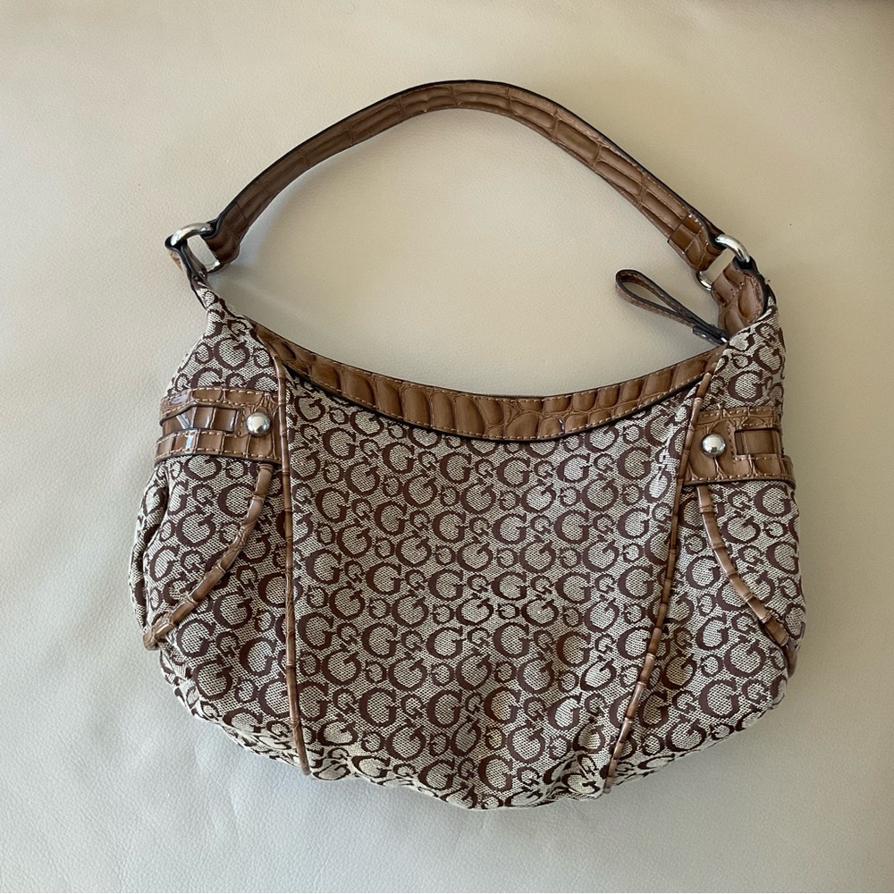 Guess ODELIA Shoulder Bag - Picture 2 of 14
